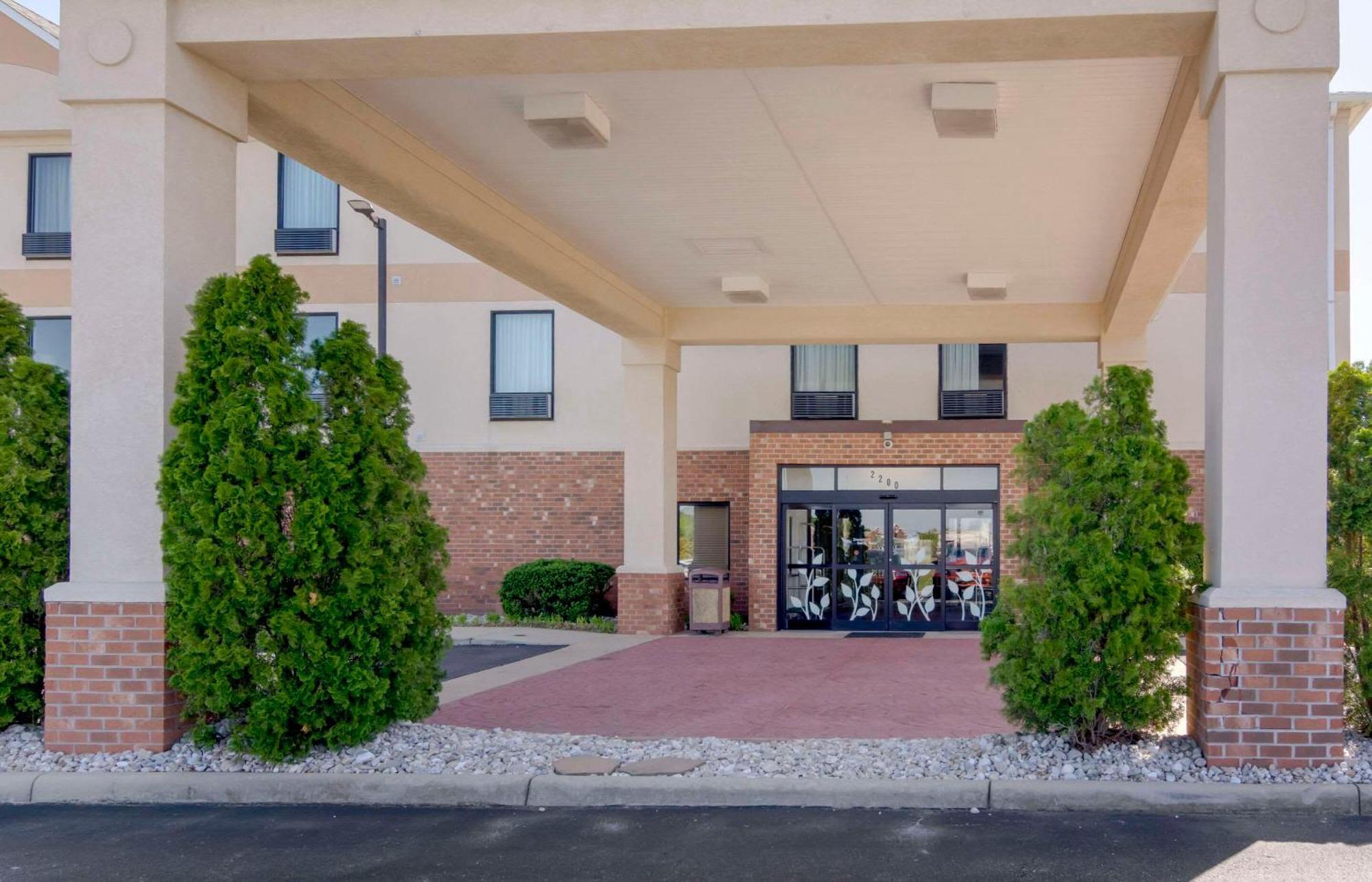 Sleep Inn & Suites Near Fort Gregg-Adams Riverdale Exterior photo